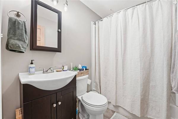 323 Brewster Rd, North Beaver Twp, PA 16102