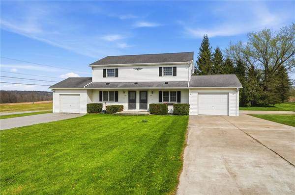 323 Brewster Rd, North Beaver Twp, PA 16102