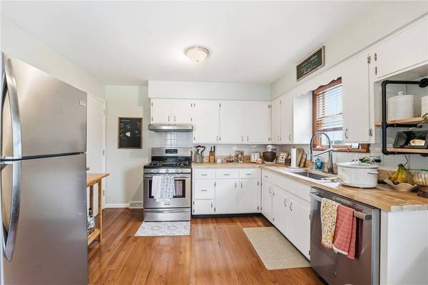 323 Brewster Rd, North Beaver Twp, PA 16102
