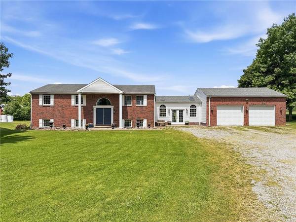 4453 Harlansburg Rd, Scott Twp, PA 16057