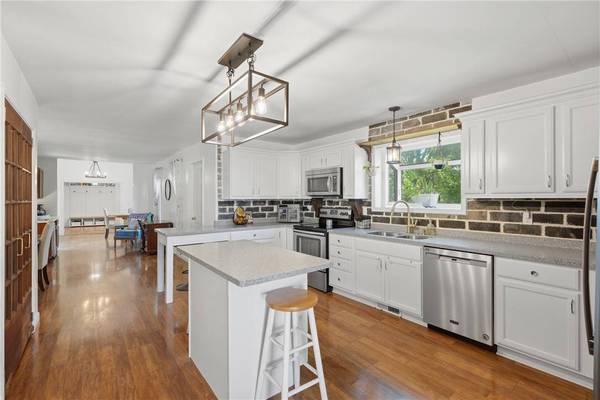 4294 Bethel New Wilmington Rd, Wilmington Twp, PA 16142