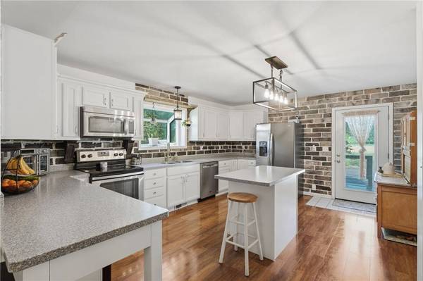 4294 Bethel New Wilmington Rd, Wilmington Twp, PA 16142