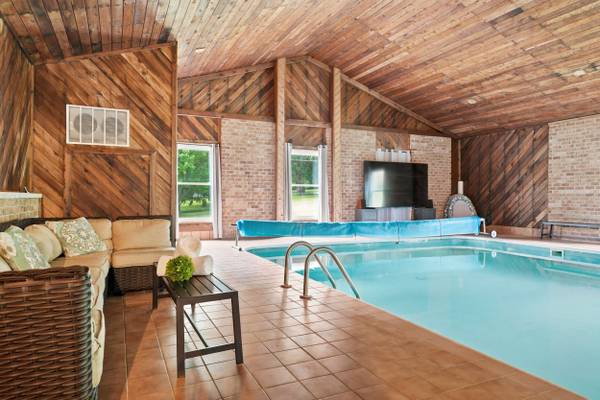 2584 Hillsville Rd, Edinburg, PA 16116-3316