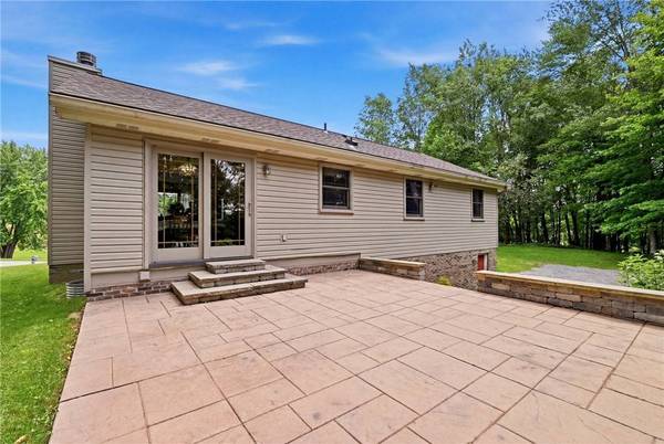 2956 Acre Rd, Scott Twp, PA 16101