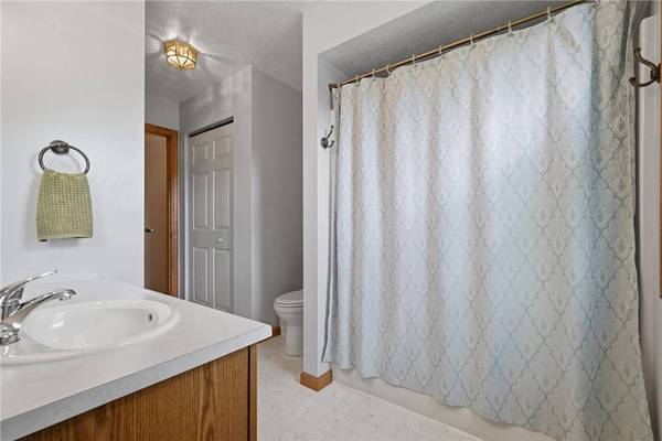 2956 Acre Rd, Scott Twp, PA 16101