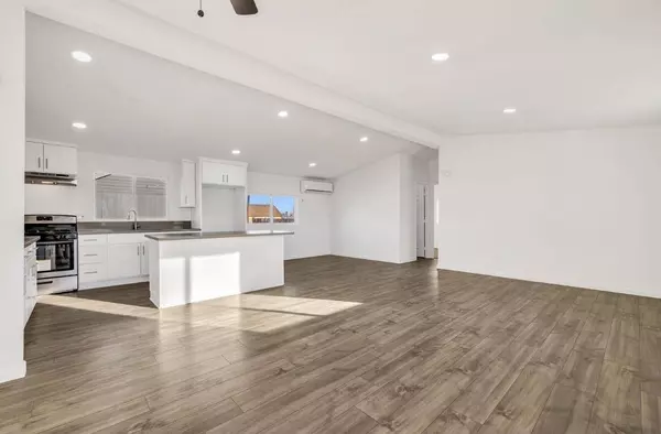 2869 B ST, Rosamond, CA 93560