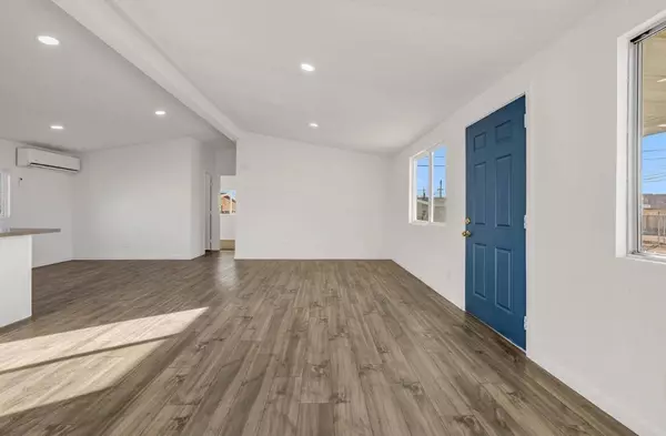 2869 B ST, Rosamond, CA 93560