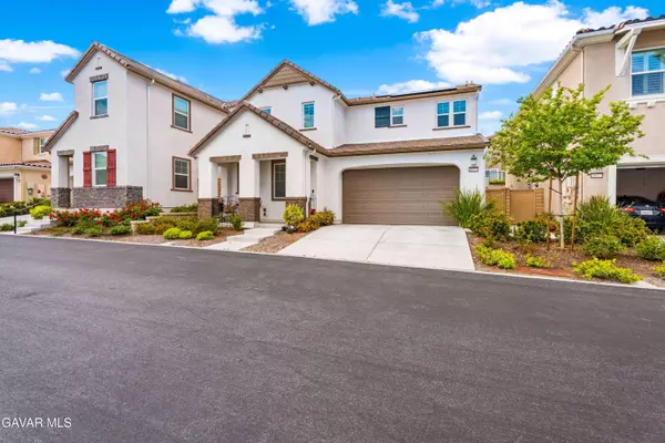 28371 Vela WAY, Valencia, CA 91355