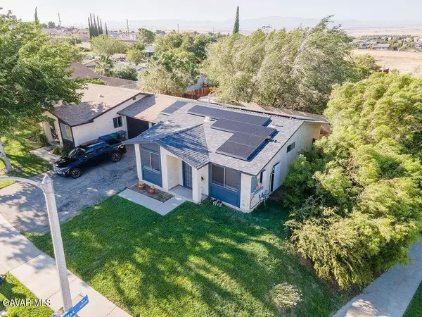 6801 Hemp CT, Quartz Hill, CA 93536