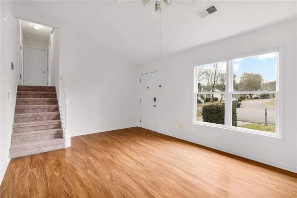 151 Aztec WAY SE, Acworth, GA 30102