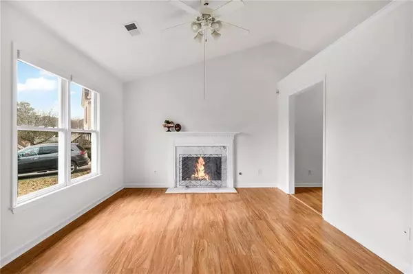 151 Aztec WAY SE, Acworth, GA 30102