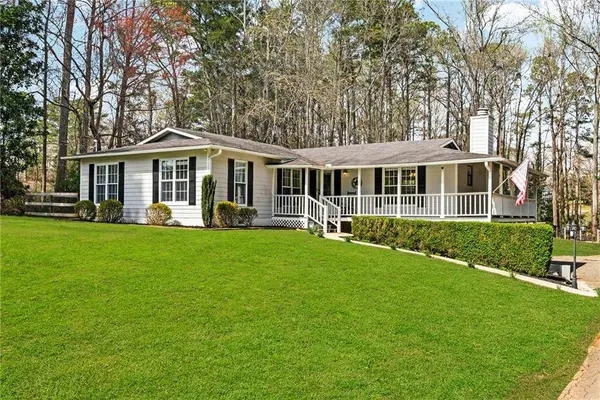 1987 Univeter RD, Canton, GA 30115