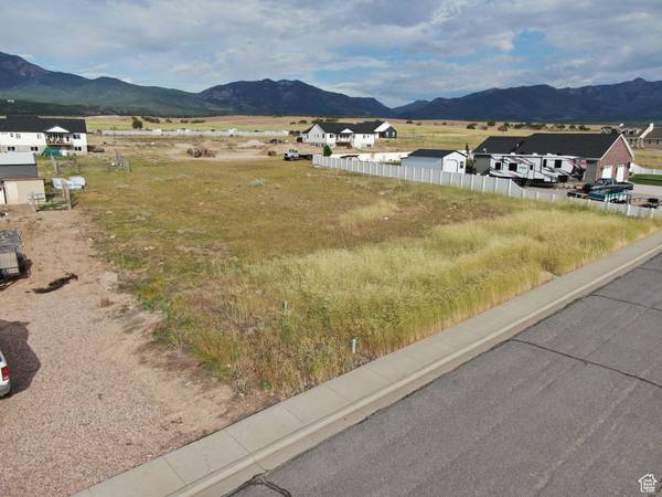 561 N 150 E #10, Fillmore, UT 84631