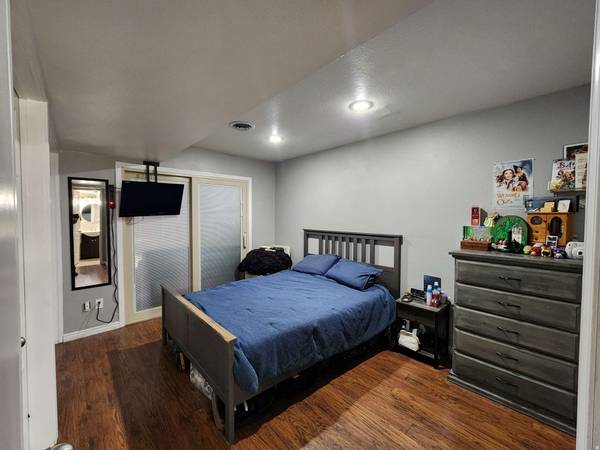 424 N CENTER ST #201, Salt Lake City, UT 84103