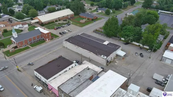 105 N English Street, Leitchfield, KY 42754