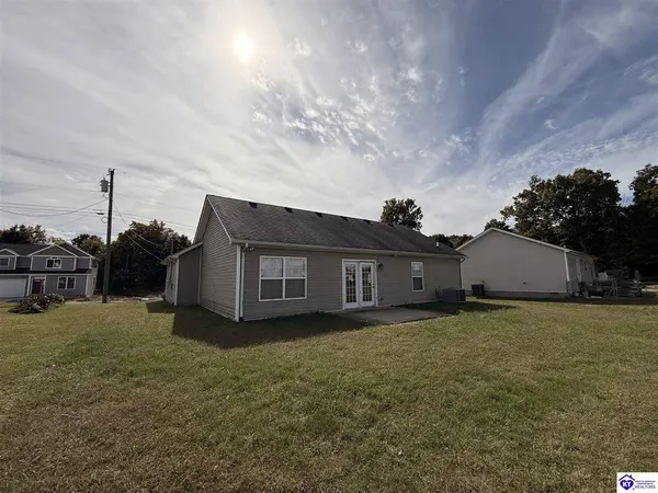 121 Danbrook Court, Radcliff, KY 40160