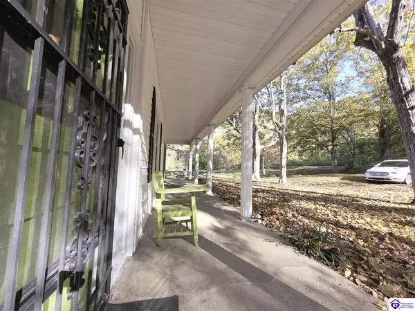 2006 Ready Road, Caneyville, KY 42721