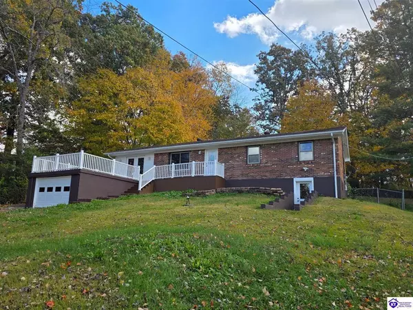 454 Pinewood Drive, Radcliff, KY 40160