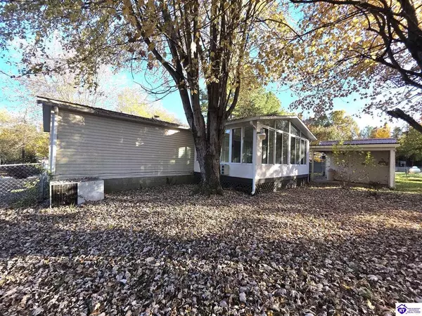 302 Thomas Street, Leitchfield, KY 42754