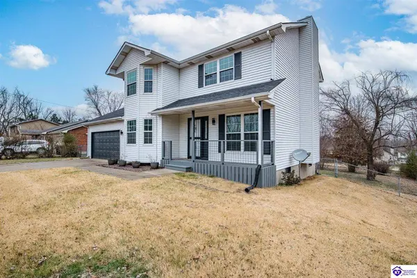 3004 S Woodland Drive, Radcliff, KY 40160