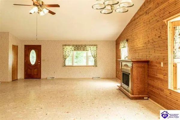 1020 Yates Chapel Road, Cecilia, KY 42701