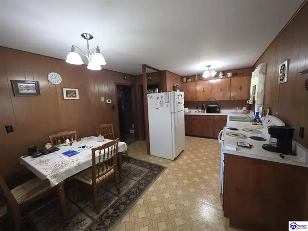 2408 Hill Street, Vine Grove, KY 40175