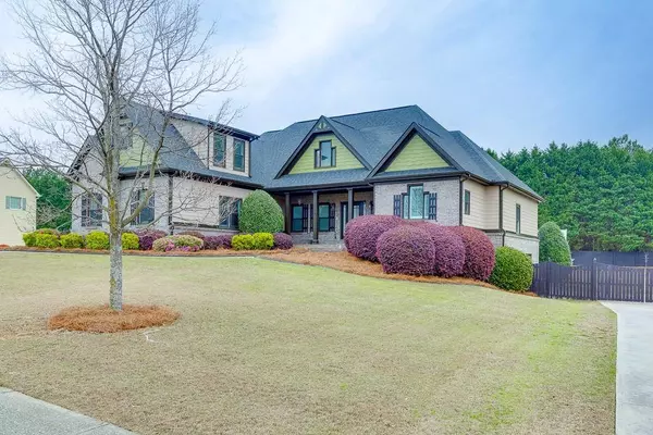 1698 Little Fox LN, Dacula, GA 30019