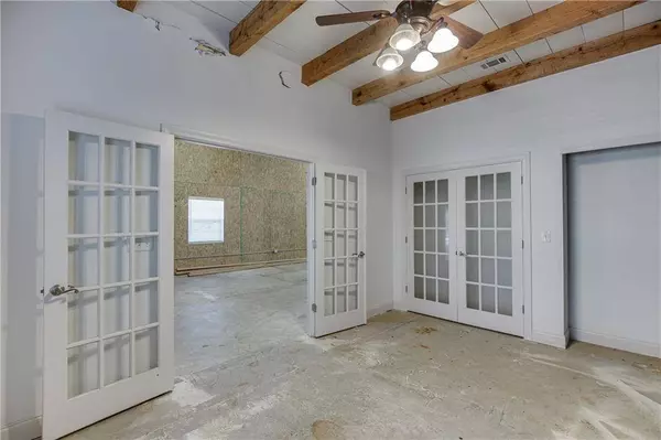 6105 Atlanta HWY #A, Flowery Branch, GA 30542