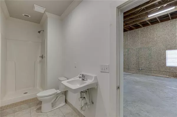 6105 Atlanta HWY #A, Flowery Branch, GA 30542