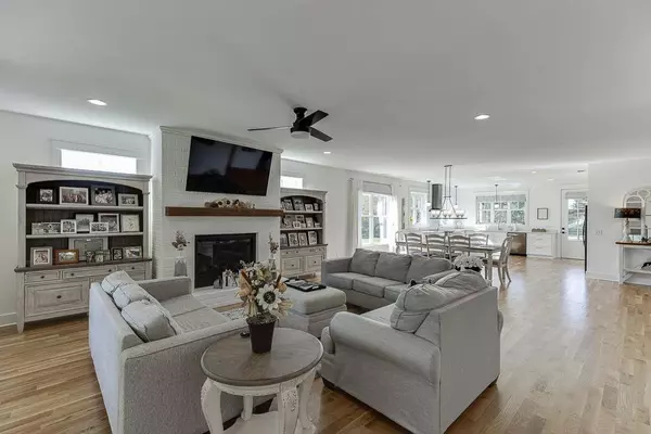 182 Farm Hill DR, Clarkesville, GA 30523