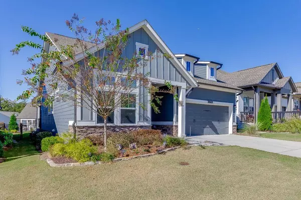 6968 River Rock DR, Flowery Branch, GA 30542