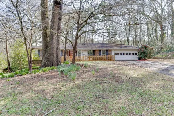 1245 S Shadygrove CT, Stone Mountain, GA 30083