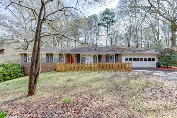 1245 S Shadygrove CT, Stone Mountain, GA 30083