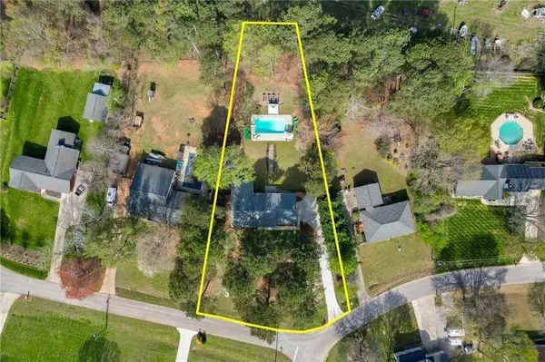 5602 Pepper Tree LN, Oakwood, GA 30566