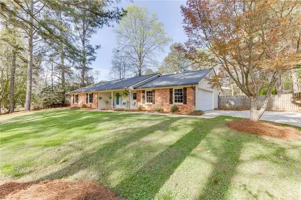 5602 Pepper Tree LN, Oakwood, GA 30566
