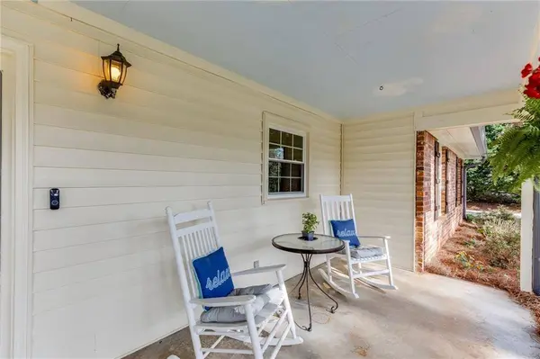 5602 Pepper Tree LN, Oakwood, GA 30566