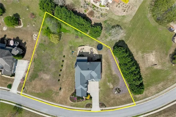 4612 Grandview Pkwy, Flowery Branch, GA 30542