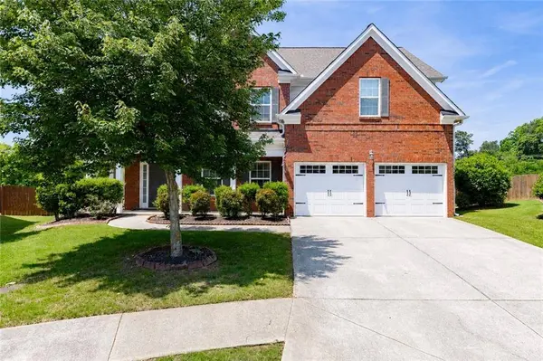 820 Sapphire LN, Sugar Hill, GA 30518