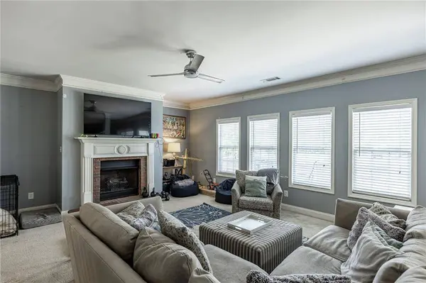 820 Sapphire LN, Sugar Hill, GA 30518