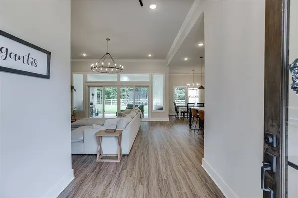 1077 Riverstone DR, Social Circle, GA 30025