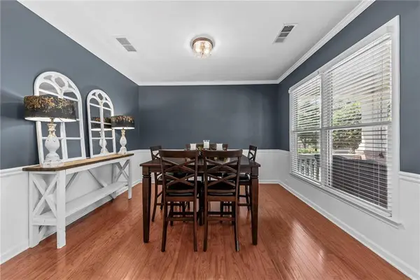 7525 Brookstone CIR, Flowery Branch, GA 30542