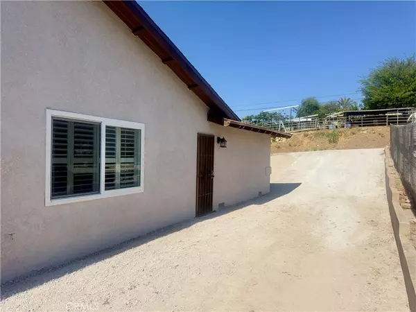 5187 Cedar ST, Jurupa Valley, CA 92509