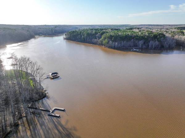 Olde Forest Road, Clarksville, VA 23927