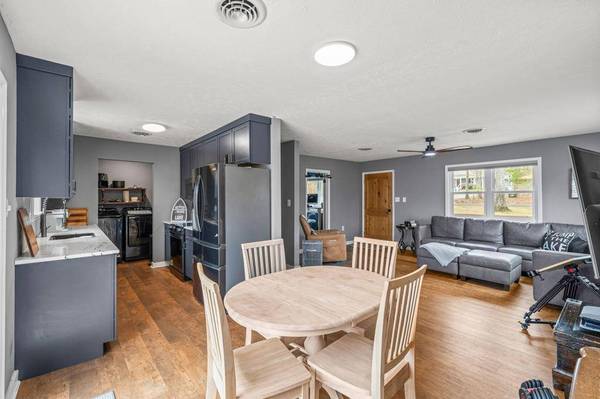 399 Lewis Road, Chester, VA 23927