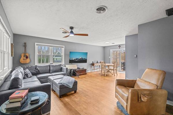 399 Lewis Road, Chester, VA 23927