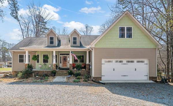 72 Goat Island Court, Clarksville, VA 23927