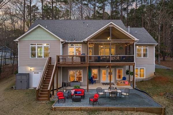 72 Goat Island Court, Clarksville, VA 23927