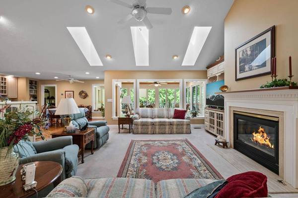 552 Oak Run, Clarksville, VA 23927