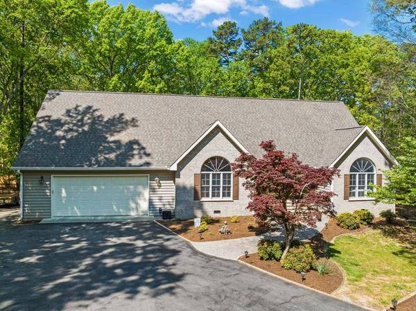 552 Oak Run, Clarksville, VA 23927