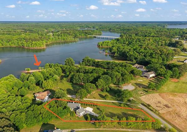 165 Plank Shore Drive, Boydton, VA 23917
